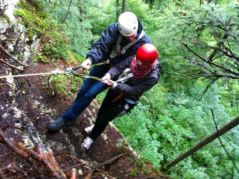 Checkpoint-eigenes Outdoor-Trainingsgelände für Team-Training