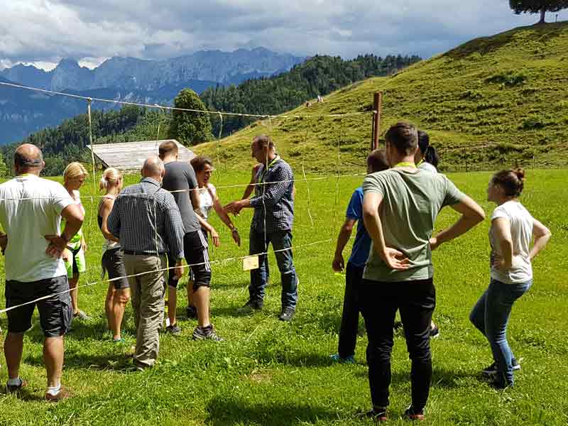 Checkpoint-eigenes Outdoor-Trainingsgelände für Team-Training